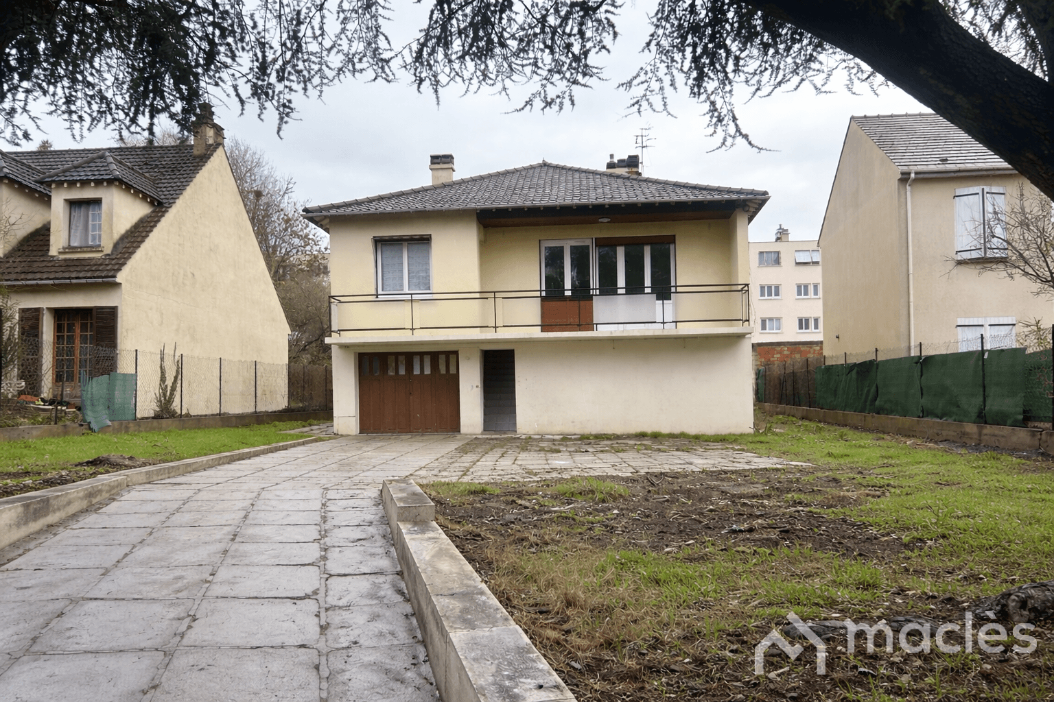 VILLIERS-LE-BEL MAISON 181 m2 9 PIÈCES