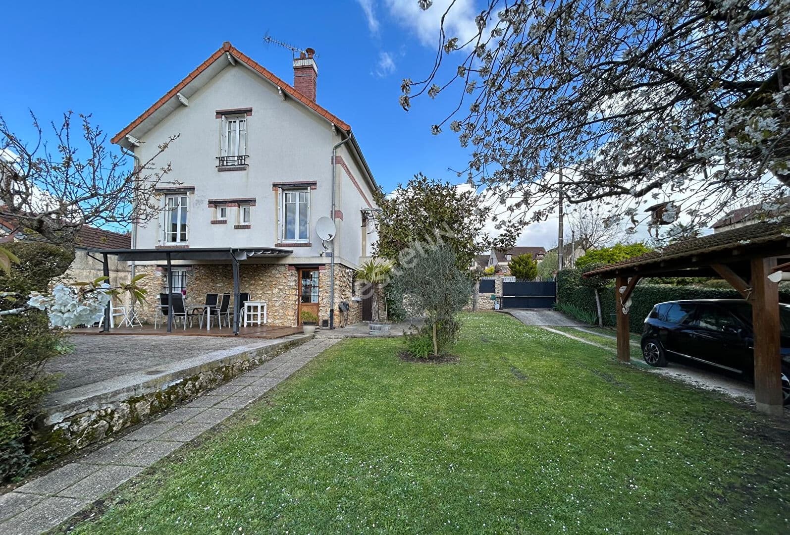 Maison à vendre à Pontoise 145m²