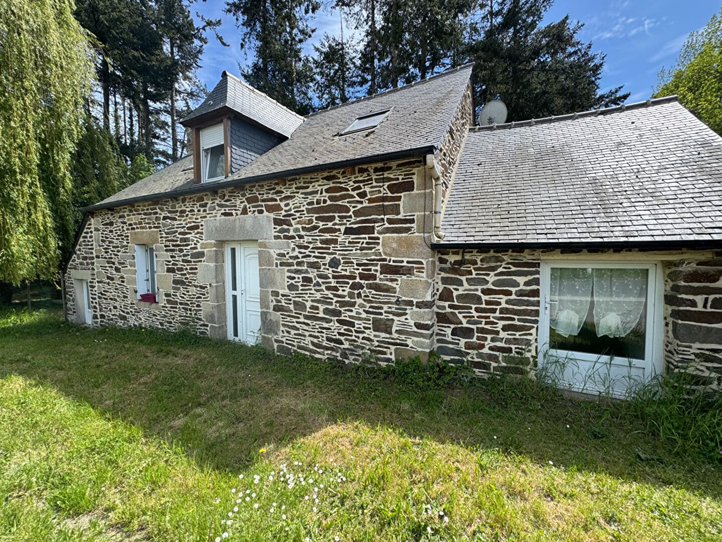 Maison à vendre à Jugon Les Lacs 80m²