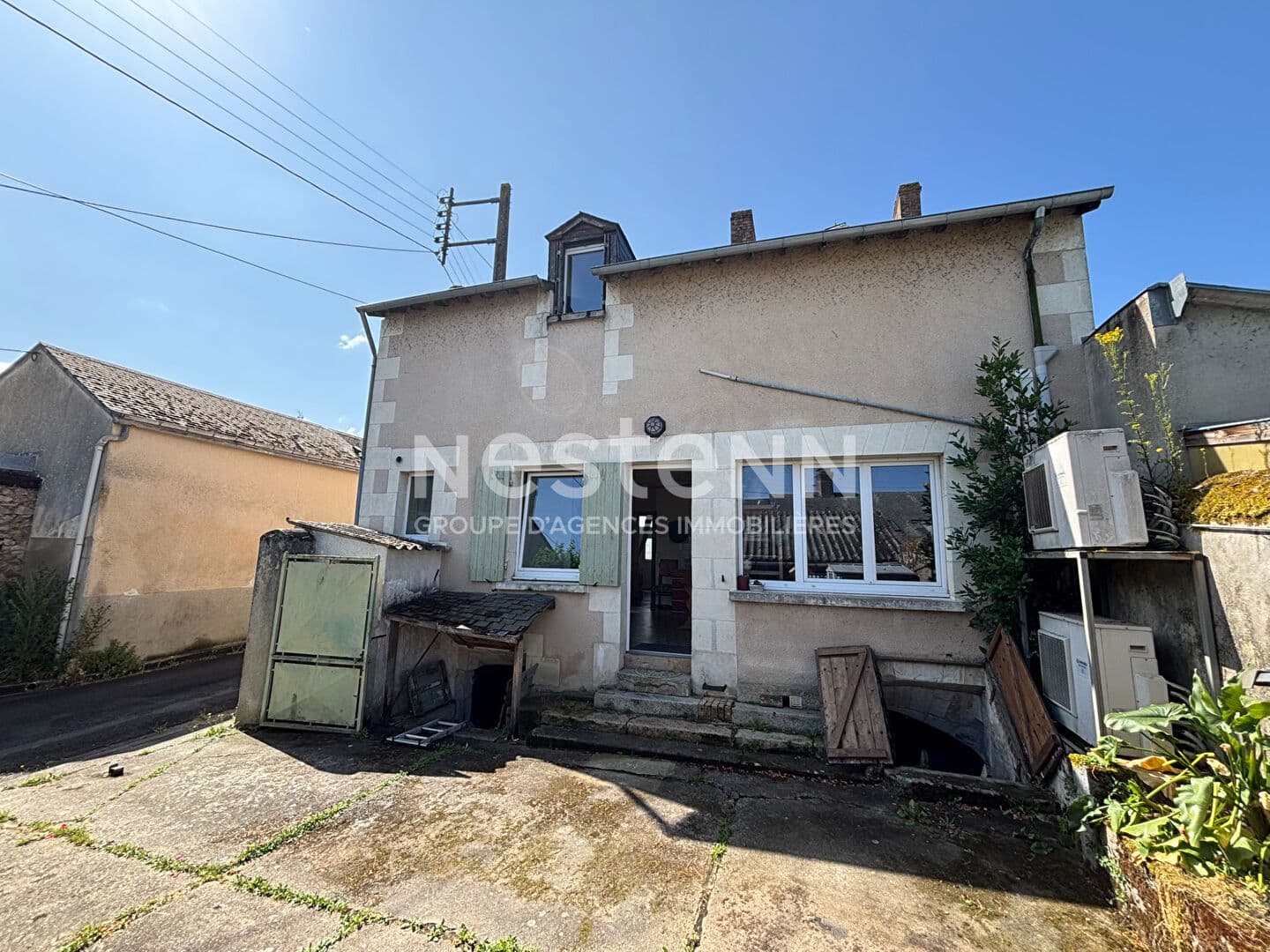 Maison à rénover à Le Lude 168m²