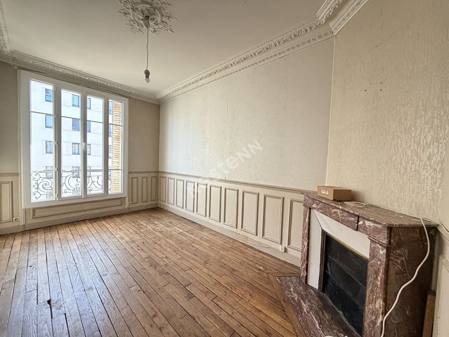 Appartement à rénover à Suresnes 44m²