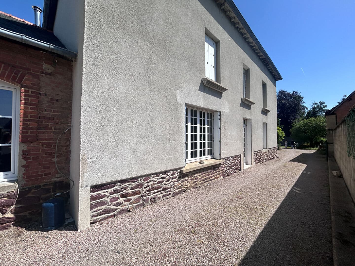 Maison à vendre à Saint Meen Le Grand 204m²