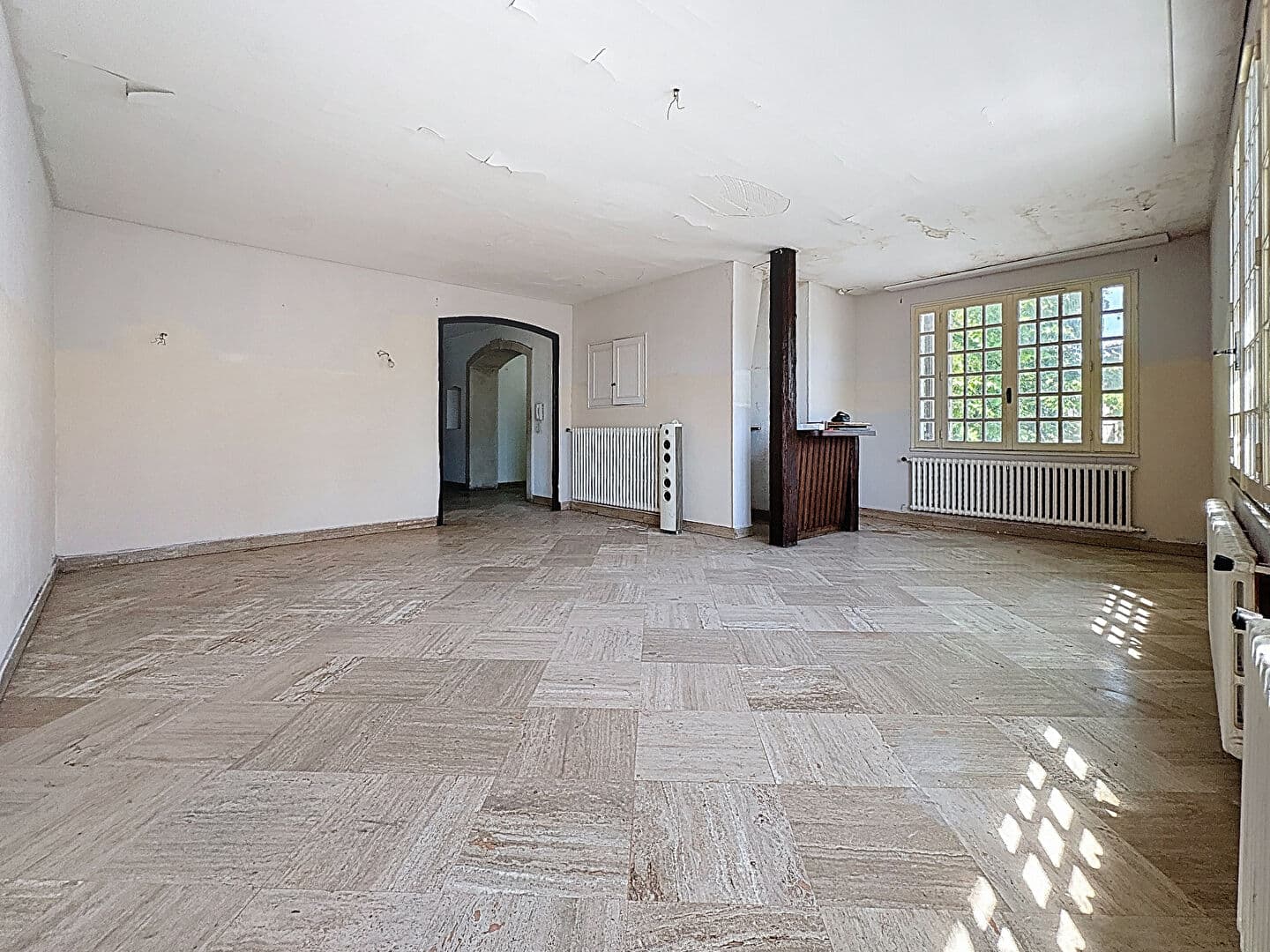 Maison à vendre à Camaret Sur Aigues 109m²