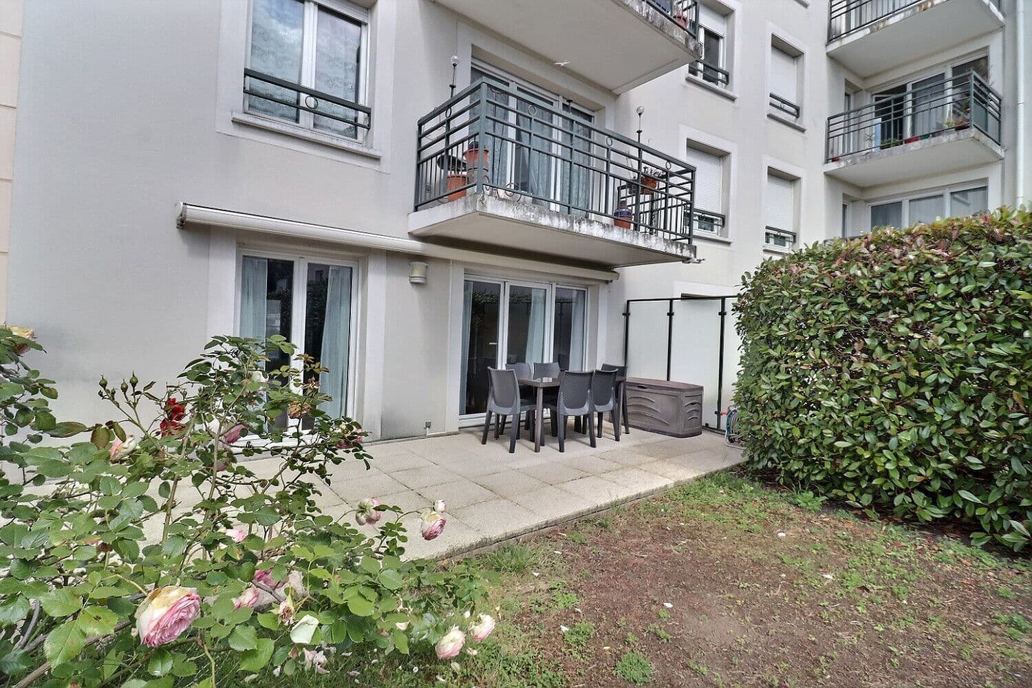 Image 10