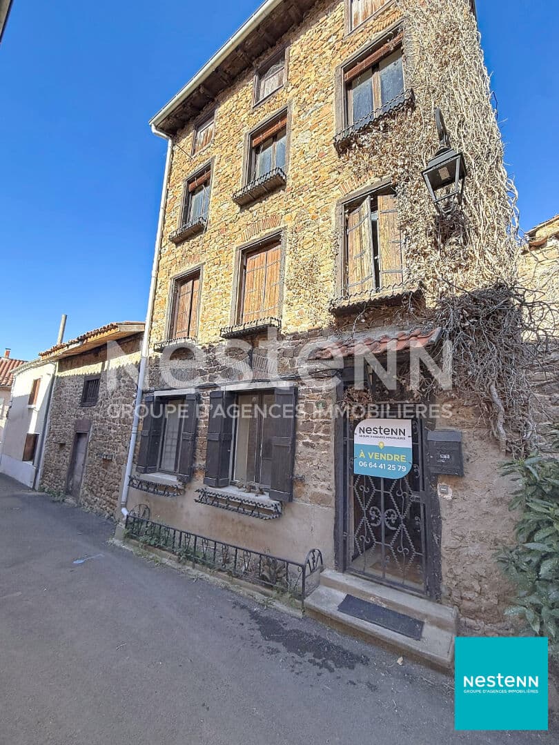Maison à rénover à Neronde 119m²