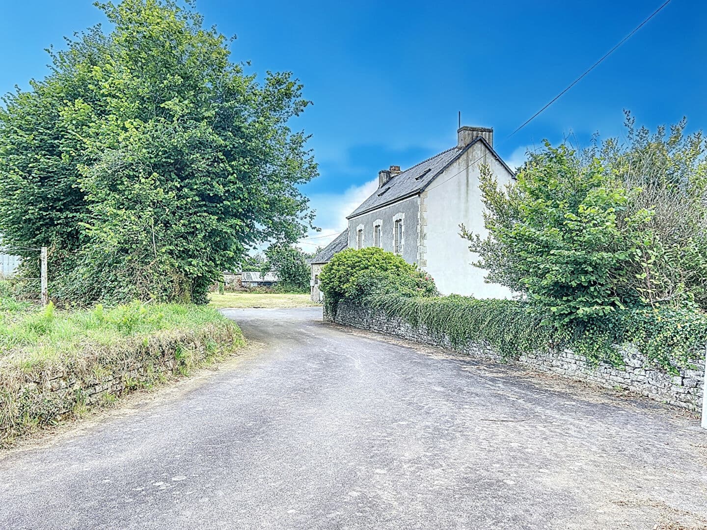 Maison à vendre à Coray 174m²