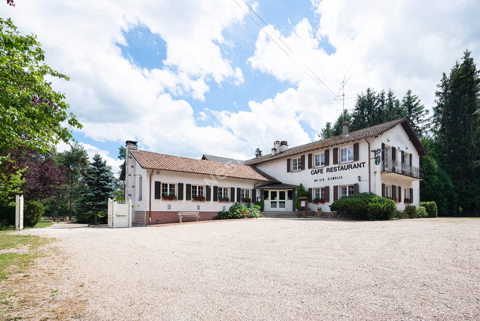 Bien immobilier à vendre à Longeville Les Saint Avold 720m²