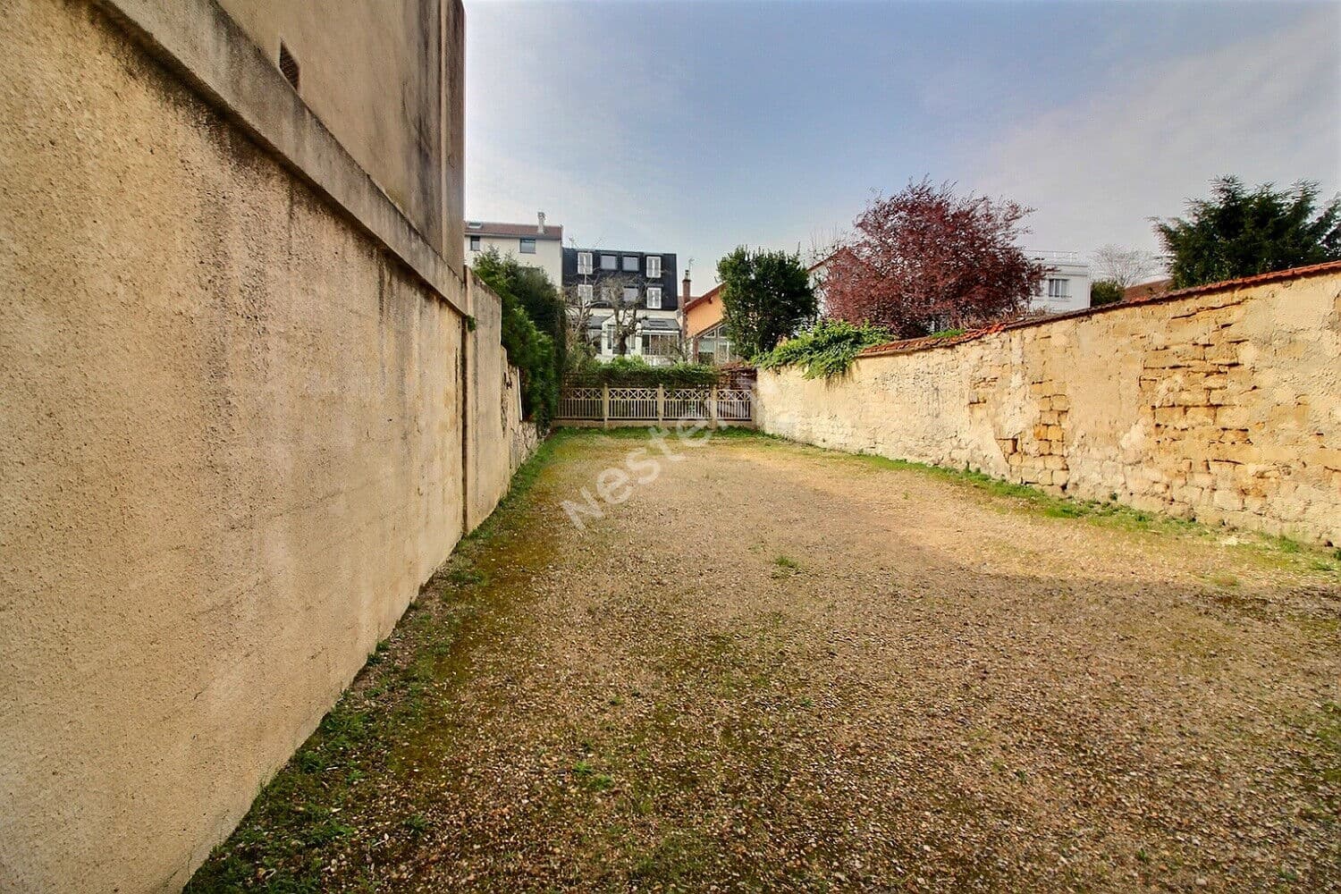 Maison à vendre à Suresnes 73m²