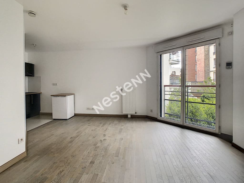 Appartement à vendre à Suresnes 30m²